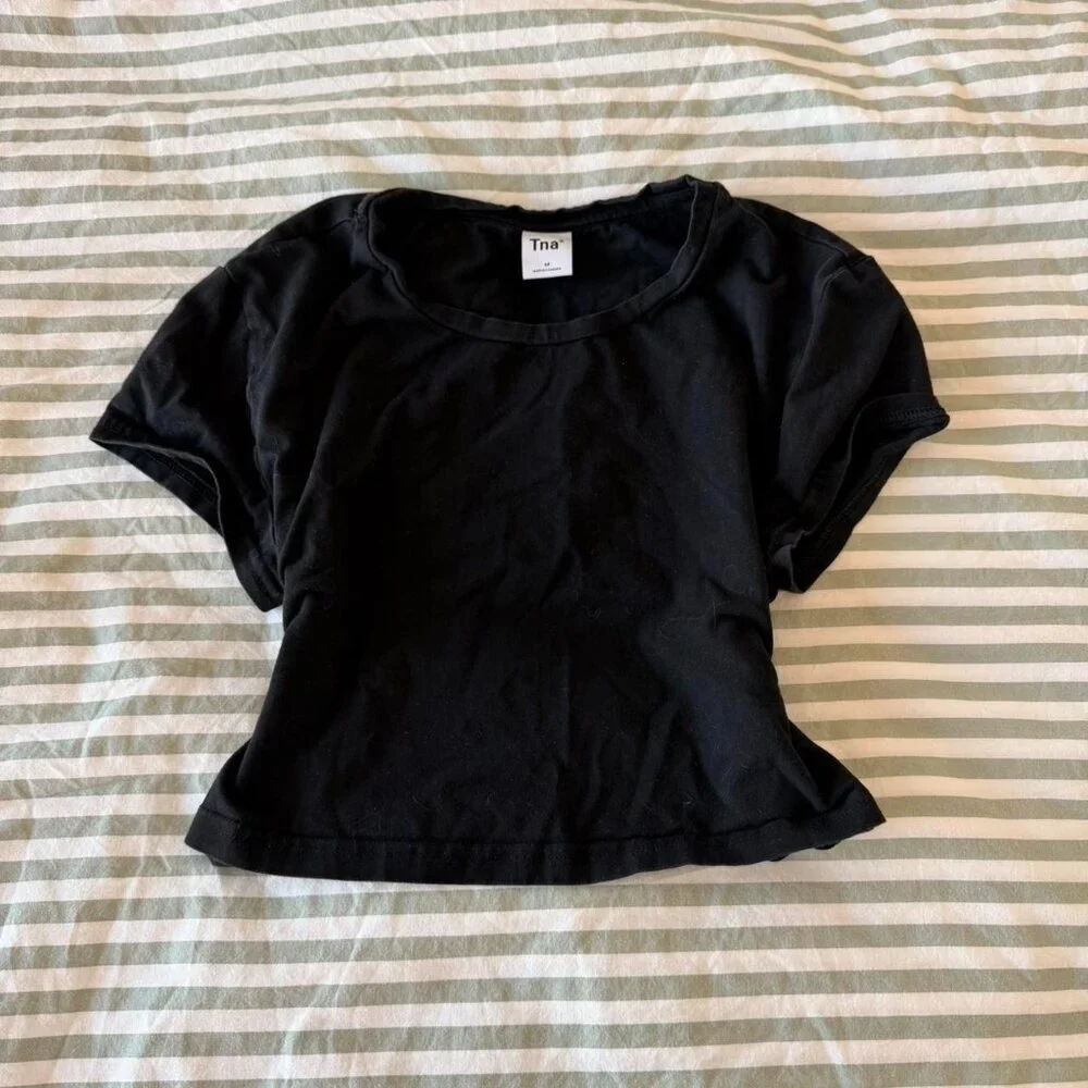 Black Cropped Tshirt Tna By 883 A - Picture 1 of 2